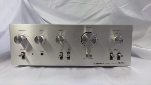 Amplificador Marantz Model 1030